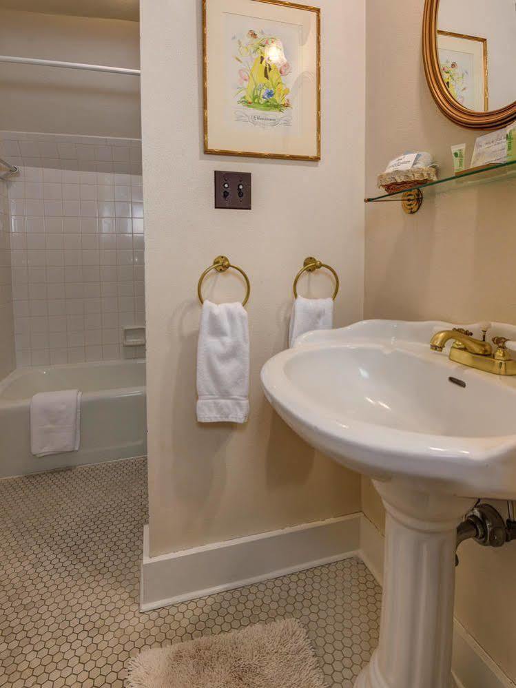 The 1899 Wright Inn & Carriage House 애쉬빌 외부 사진