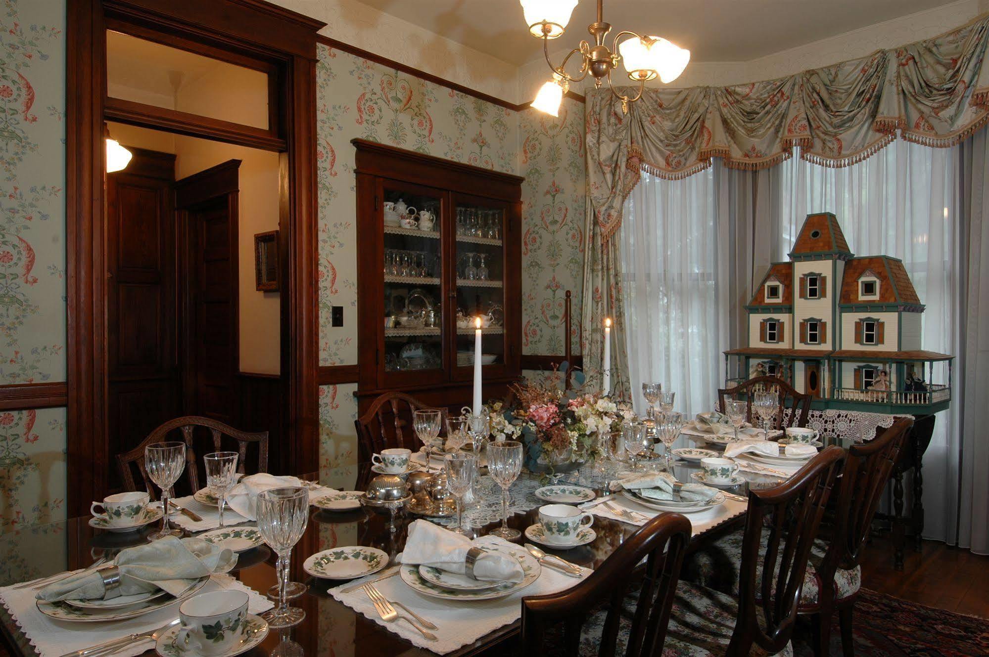 The 1899 Wright Inn & Carriage House 애쉬빌 외부 사진